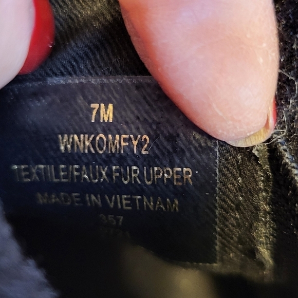 NWT Nine West Chelsea 7 Faux Fur comfortable boots - Picture 4 of 12